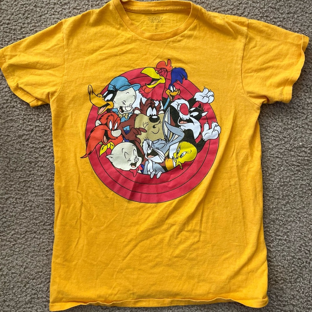 Retro Looney Tunes Yellow Shirt, Small, Cotton